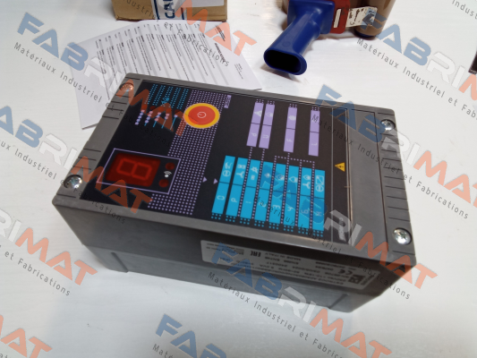 ESTROC2 A-03-05-03-CN-2-/00/CBBB-0//1-04E-//T Esa